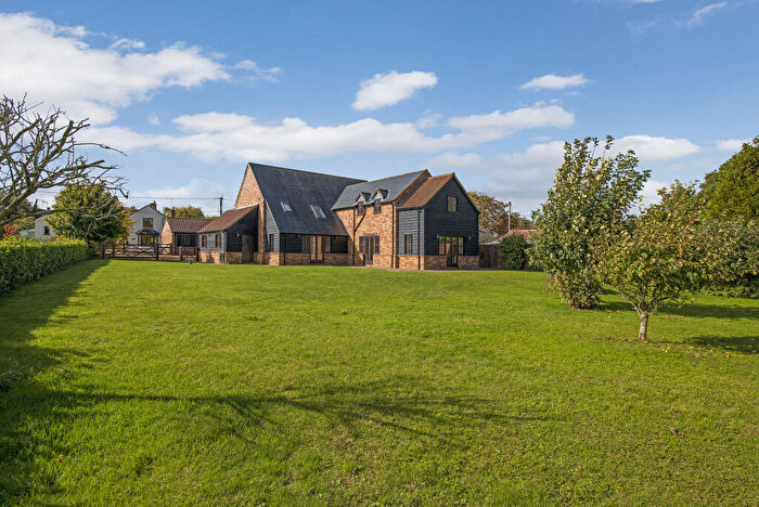 4 Bedroom Detached House For Sale In Church Street, Wistow, Huntingdon, Cambridgeshire, PE28