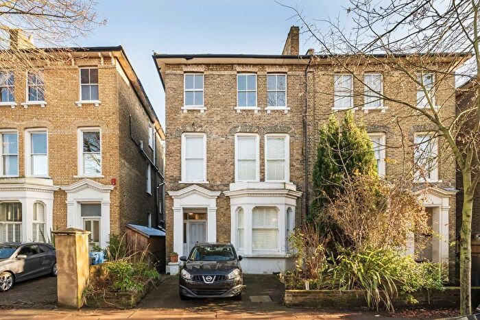 Studio For Sale In Eaton Rise, Ealing, W5