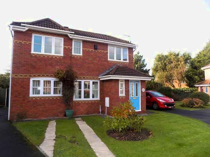 3 Bedroom Detached House To Rent In Greenbriar Close, Blackpool, Lancashire, FY3