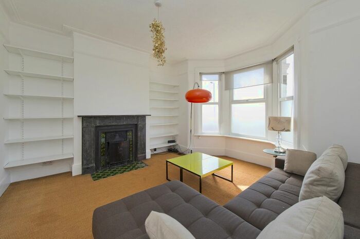 2 Bedroom Flat To Rent In Pavilion Terrace, Wood Lane, W12