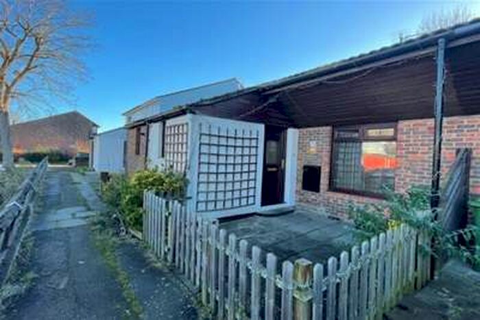 3 Bedroom House To Rent In Briscoe Road, Pitsea, Basildon, SS13