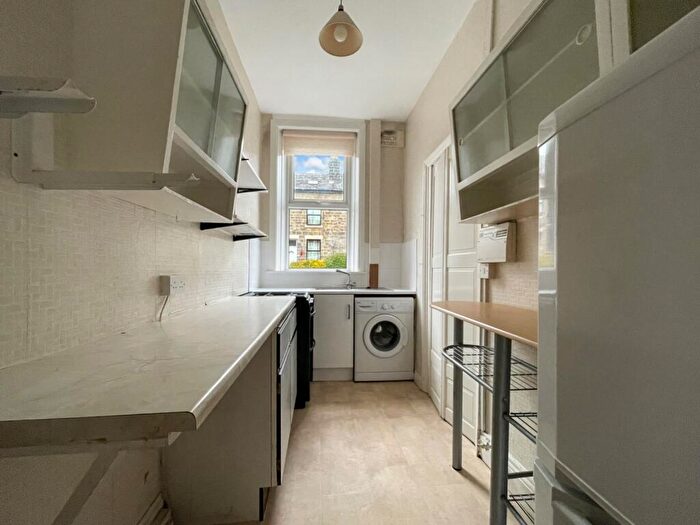3 Bedroom Terraced House For Sale In Wellington Terrace, Leeds, West Yorkshire, LS13