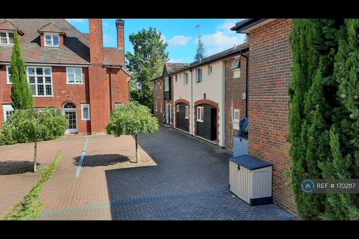 1 Bedroom Flat To Rent In Chislehurst, Chislehurst, BR1