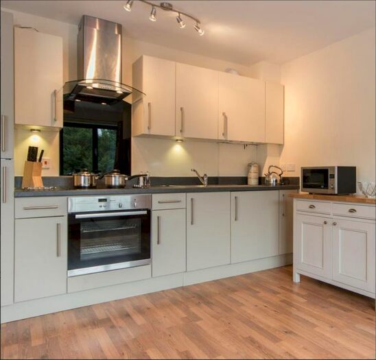 1 Bedroom Flat To Rent In Woodhead Drive, Cambridge, CB4