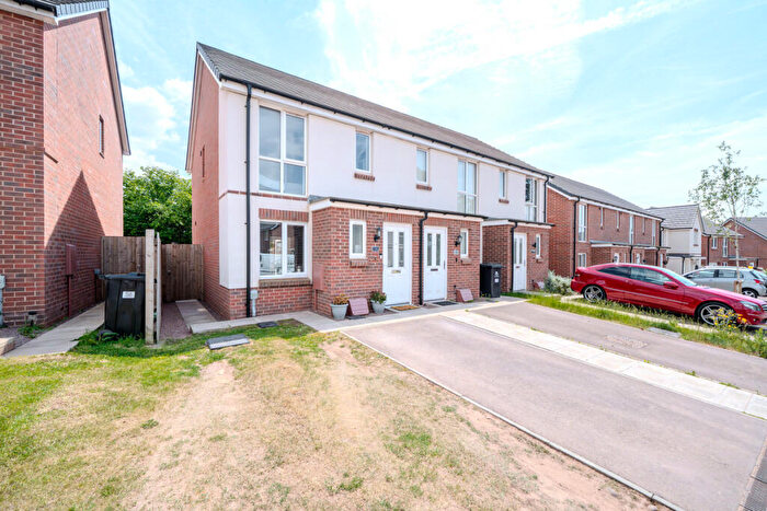2 Bedroom End Of Terrace House For Sale In Kingfisher Drive, Lydney, GL15
