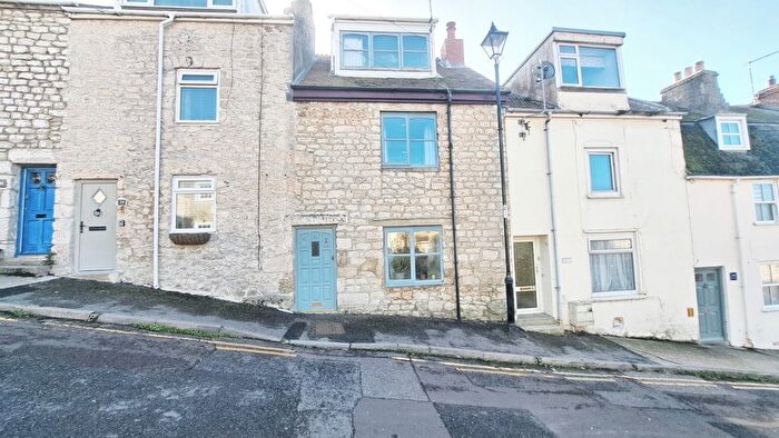 3 Bedroom Terraced House To Rent In Mallams, Portland, DT5