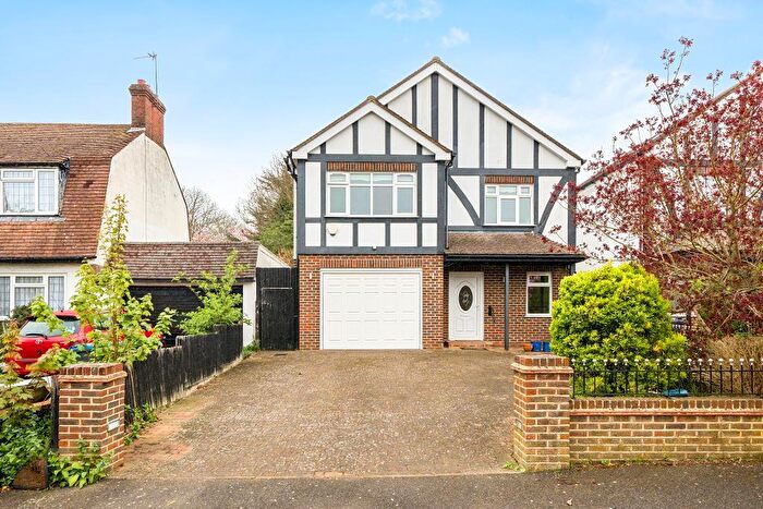 5 Bedroom Detached House For Sale In Sanderstead Court Avenue, Sanderstead, Surrey, CR2