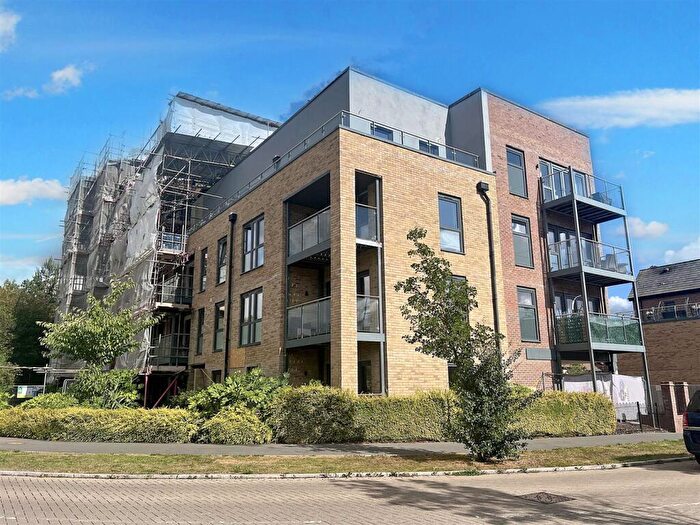 1 Bedroom Apartment For Sale In Atlas Way, Oakgrove, Milton Keynes, MK10