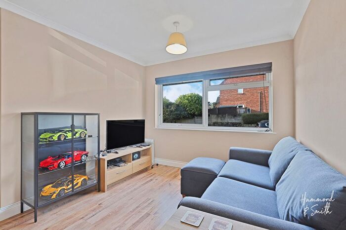 1 Bedroom Flat For Sale In Allnutts Road, Inchcape Allnutts Road, CM16