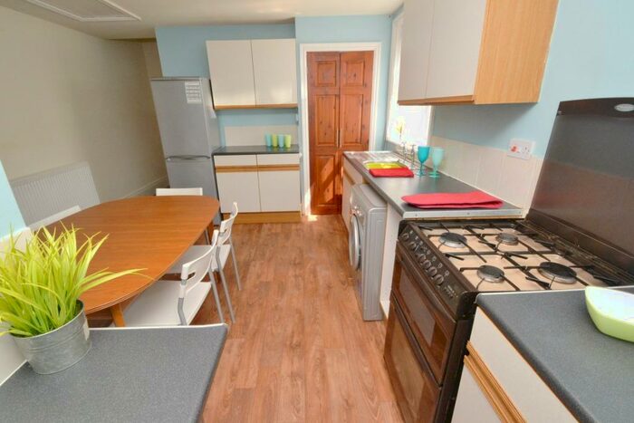 7 Bedroom Detached House To Rent In Henry Road, West Bridgford, NG2