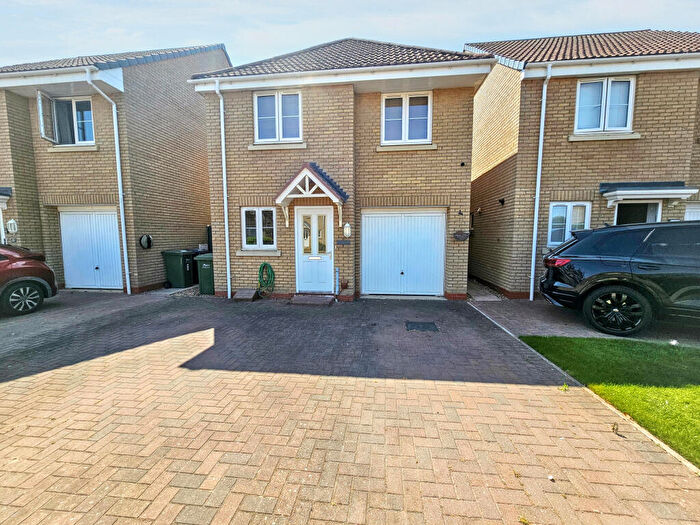 3 Bedroom Detached House For Sale In Lakeside Gardens, Coates, Whittlesey, Peterborough, PE7