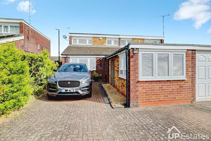 3 Bedroom Semi-Detached Bungalow To Rent In Darwin Close, Coventry, CV2