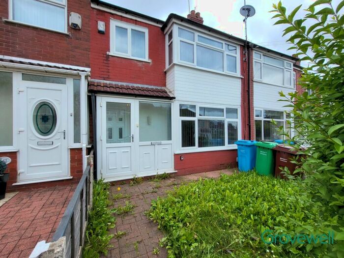 3 Bedroom Semi-Detached House To Rent In Hacking Street, Salford, M7
