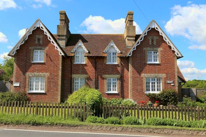 3 Bedroom Semi-Detached House To Rent In Crockhurst Street, Tudeley, Tonbridge, Kent, TN11