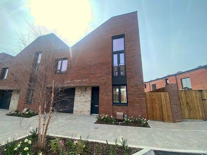 3 Bedroom House To Rent In Barnwell Crescent, Brabazon, Patchway, BS34