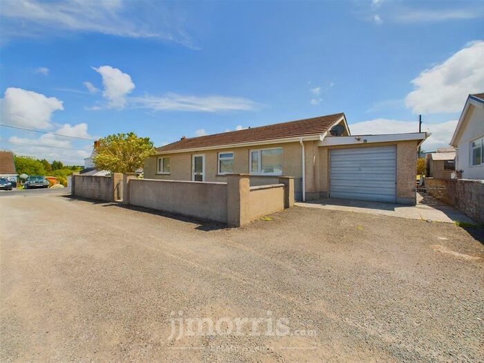 3 Bedroom Detached Bungalow For Sale In Hermon, Glogue, SA36