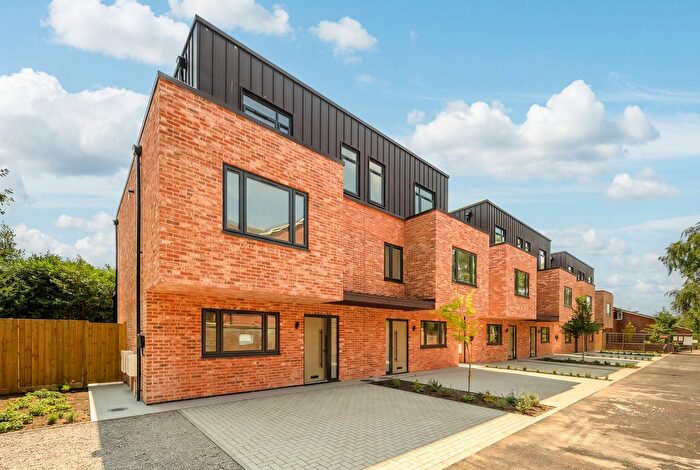 4 Bedroom Semi-Detached House For Sale In Luxury New Build Homes - Southborough, Tunbridge Wells, Kent, TN4