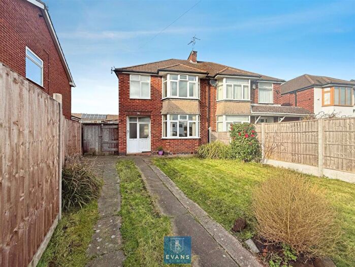 3 Bedroom Semi Detached House For Sale In High Street, Keresley, Coventry, CV6