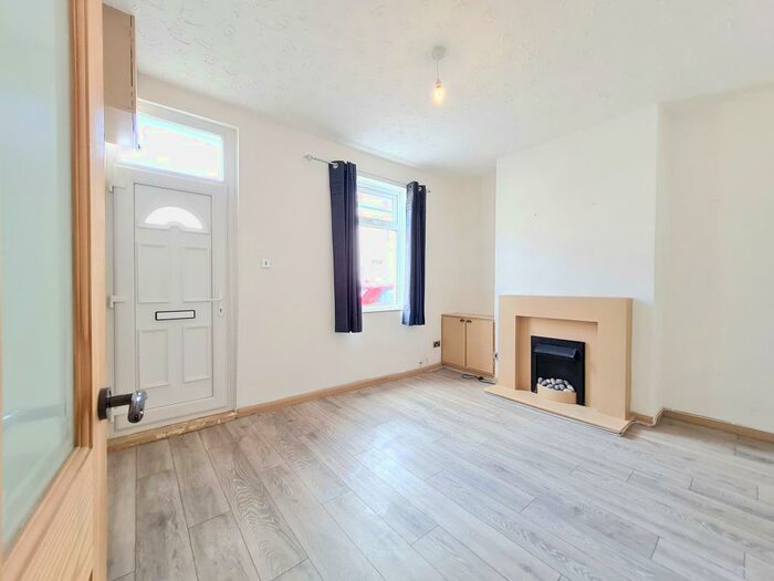 2 Bedroom House To Rent In Aldam Street/ North Road - Darlington, DL1