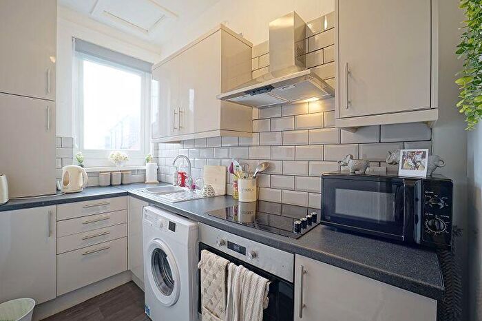 1 Bedroom Flat To Rent In Alexandra Road, Leeds, LS6
