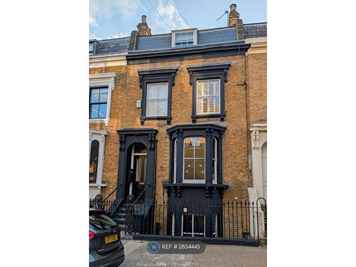 4 Bedroom Terraced House To Rent In Tomlins Grove, London, E3