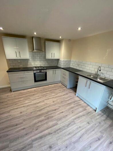 4 Bedroom Property To Rent In Holeyn Road, Throckley, Newcastle Upon Tyne NE15