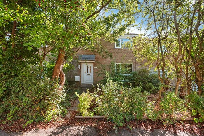 3 Bedroom Terraced House For Sale In Canterbury Way, Stevenage, SG1