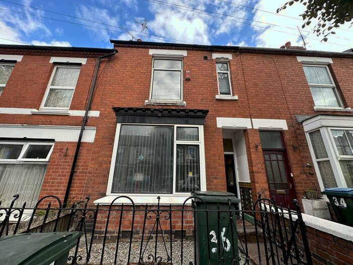 4 Bedroom House To Rent In Queensland Avenue, CV5