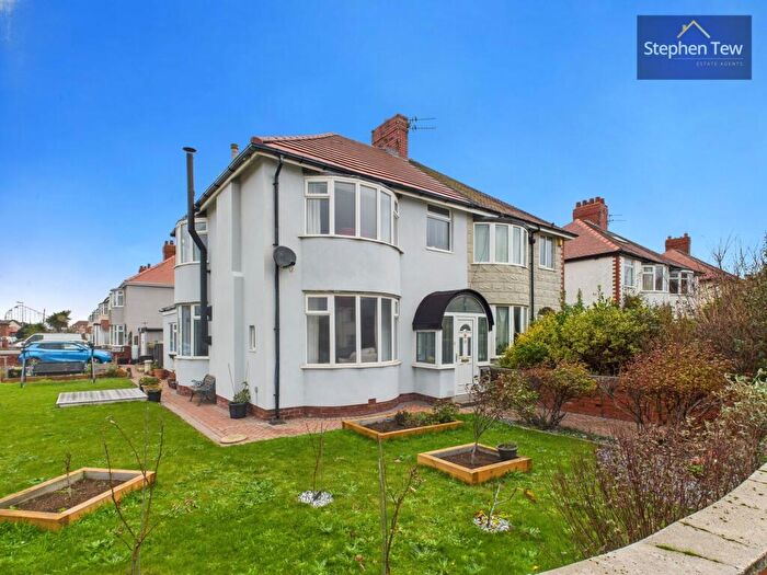 3 Bedroom Semi-Detached House For Sale In Albany Avenue, Blackpool, FY4