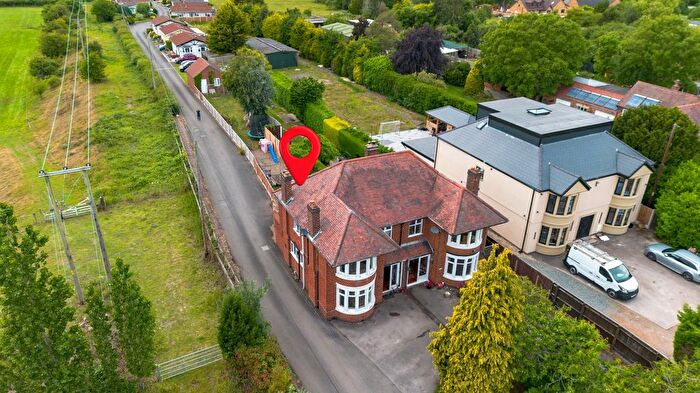 3 Bedroom Semi-Detached House For Sale In Oxford Road, Ryton On Dunsmore, Coventry, Warwickshire, CV8