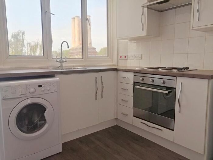 2 Bedroom Flat To Rent In South Ealing Road, Ealing, W5