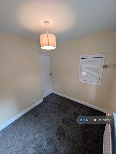 2 Bedroom Terraced House To Rent In Hope Street, Macclesfield, SK10