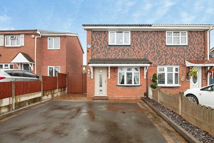 2 Bedroom Semi Detached House For Sale In Nith Place, Dudley, DY1