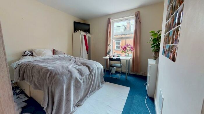 3 Bedroom Terraced House To Rent In Welton Grove, Hyde Park, Leeds, LS6