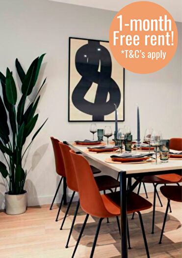 3 Bedroom Flat To Rent In Clyde Place, Glasgow, G5