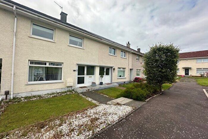 2 Bedroom Property To Rent In Macleod Place, Glasgow, G74