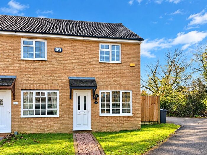 2 Bedroom End Terrace House For Sale In Falcon Way, Ashford, TN23