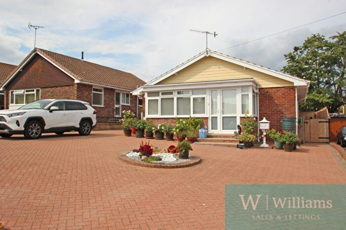 3 Bedroom Bungalow For Sale In Bridgeway, Wootton Bridge, Ryde, Isle Of Wight, PO33