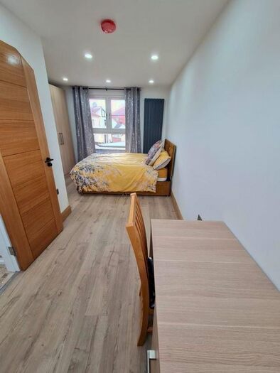 4 Bedroom Flat To Rent In Rushden Gardens, Ilford, IG5