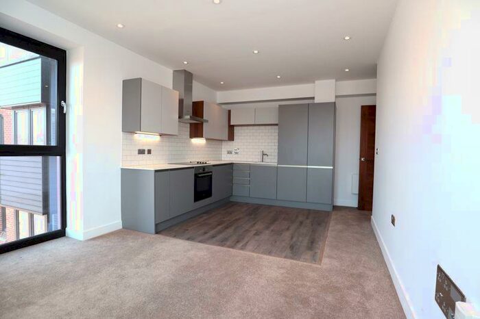 2 Bedroom Apartment To Rent In Brayford Wharf North, Lincoln, LN1
