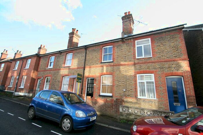 2 Bedroom House To Rent In Drummond Road, Guildford, GU1