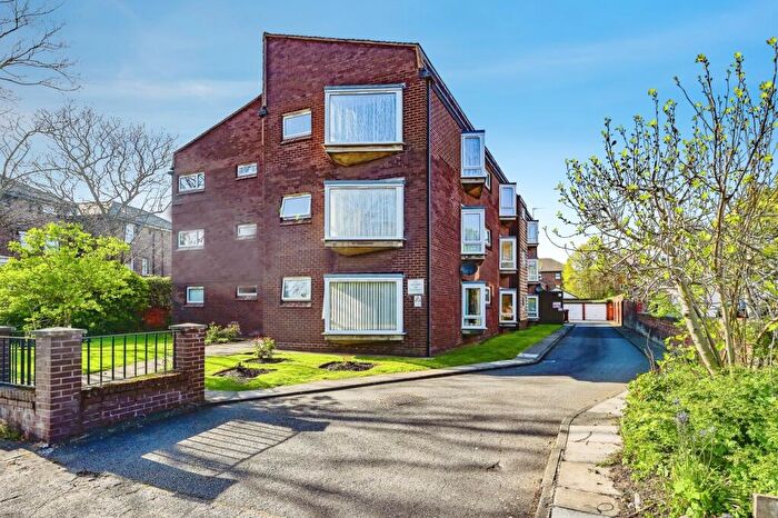 1 Bedroom Flat For Sale In Marina House, Cambridge Road, Liverpool, Merseyside, L22