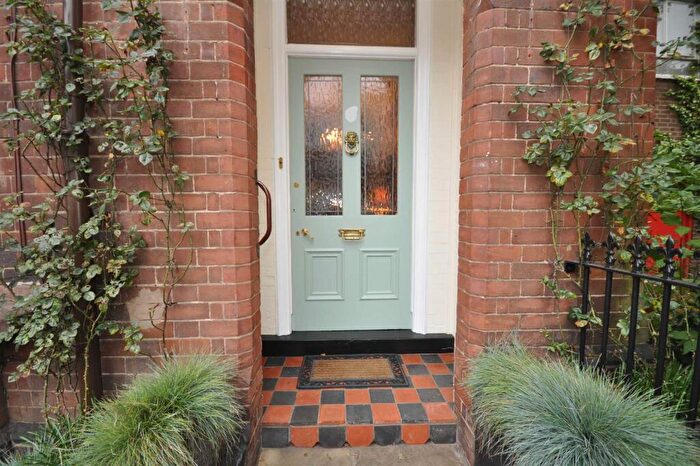 1 Bedroom Flat To Rent In Dale Street, Leamington Spa, CV32