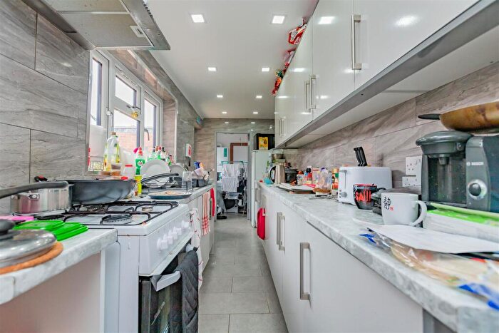 5 Bedroom House To Rent In Heeley Road, Birmingham, West Midlands, B29