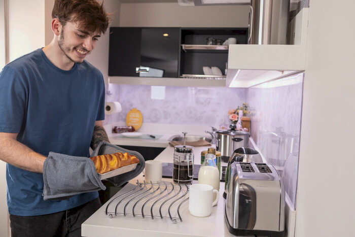 Studio To Rent In Welford Road, Leicester, Leicestershire, LE2