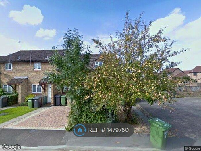 3 Bedroom Semi-Detached House To Rent In Montague Close, Stoke Gifford, Bristol, BS34