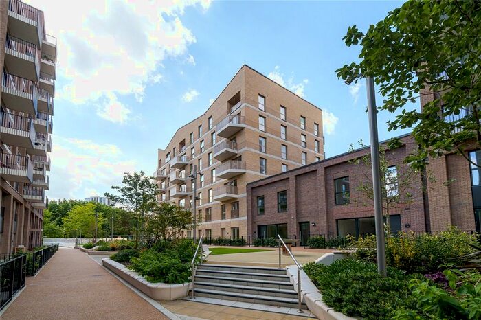 1 Bedroom Flat To Rent In Carraway Street, Reading, Berkshire, RG1