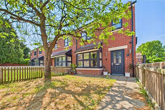 4 Bedroom Semi Detached House For Sale In Wheatsheaf Gardens, Upper Stratton, Swindon, SN2