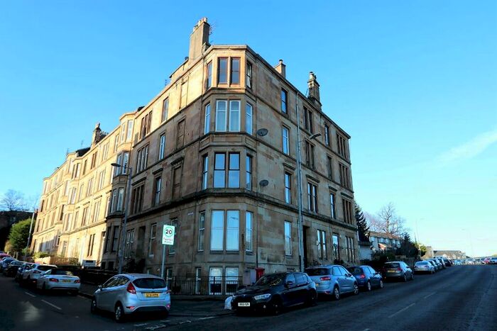 3 Bedroom Flat To Rent In Crow Road, Glasgow, G11