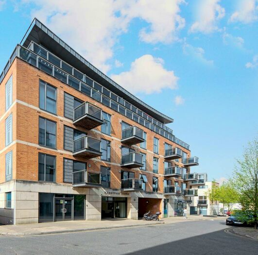 2 Bedroom Apartment To Rent In Surbiton Plaza, St. Mary's Road, Surbiton, KT6